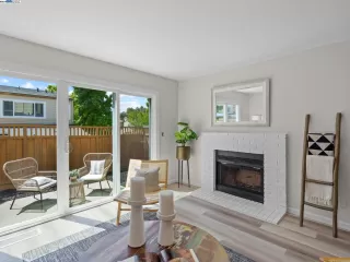 Photo #4: 41061596 Listing