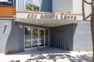 Photo #2: 41061610 Listing 