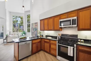 Photo #5: 41061610 Listing 