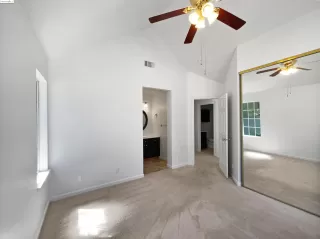 Photo #2: 41061656 Listing