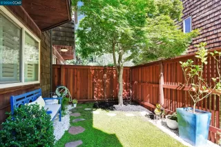 Photo #2: 41061710 Listing