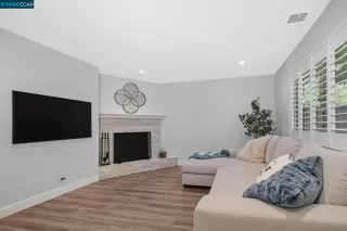 Photo #5: 41061710 Listing