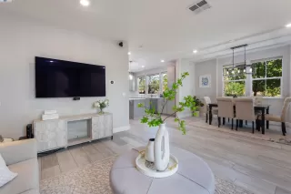 Photo #5: 41061734 Listing