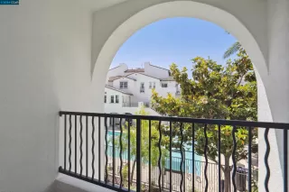 Photo #2: 41061849 Listing 