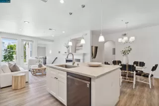 Photo #3: 41061849 Listing 