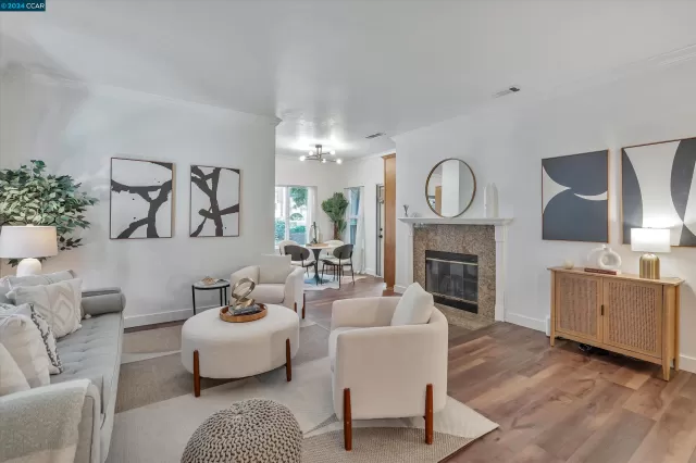 MLS: 41061868 Condo For Sale