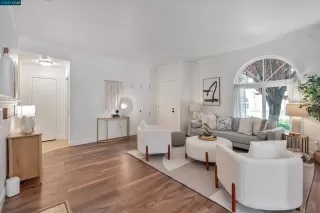 Photo #2: 41061868 Listing