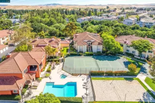 Photo #1: 41061978 Listing