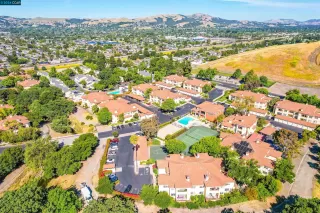 Photo #3: 41061978 Listing