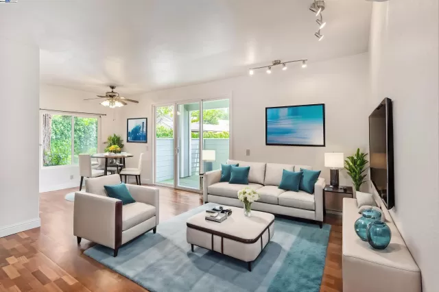 MLS: 41062128 Condo For Sale