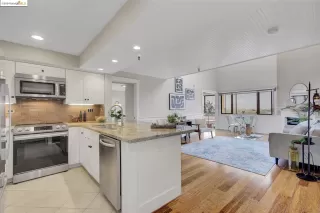 Photo #2: 41062140 Listing