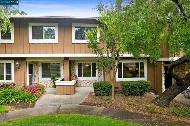 MLS: 41062165 Condo For Sale