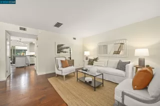 Photo #4: 41062165 Listing 