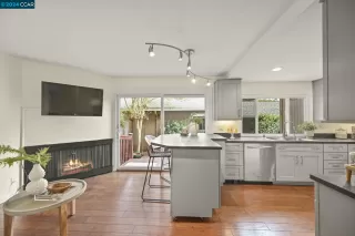 Photo #6: 41062165 Listing 