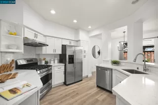 Photo #1: 41062210 Listing