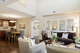 Photo #4: 41062229 Listing 