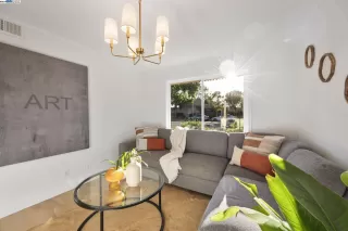 Photo #1: 41062234 Listing