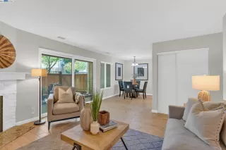 Photo #1: 41062247 Listing