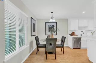 Photo #6: 41062247 Listing