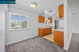 Photo #4: 41062306 Listing