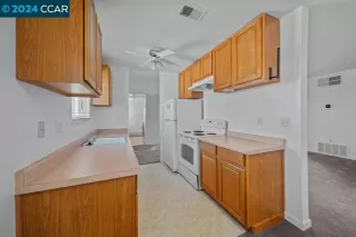 Photo #5: 41062306 Listing