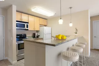 Photo #6: 41062316 Listing 