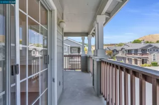 Photo #6: 41062548 Listing