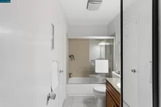 Photo #5: 41062619 Listing