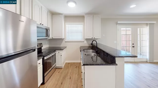 MLS: 41062642 Condo For Sale