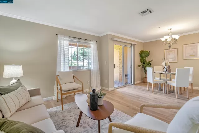 MLS: 41062678 Condo For Sale