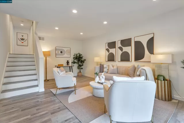 MLS: 41062758 Condo For Sale