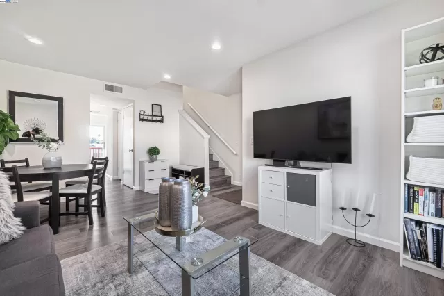 MLS: 41062828 Condo For Sale