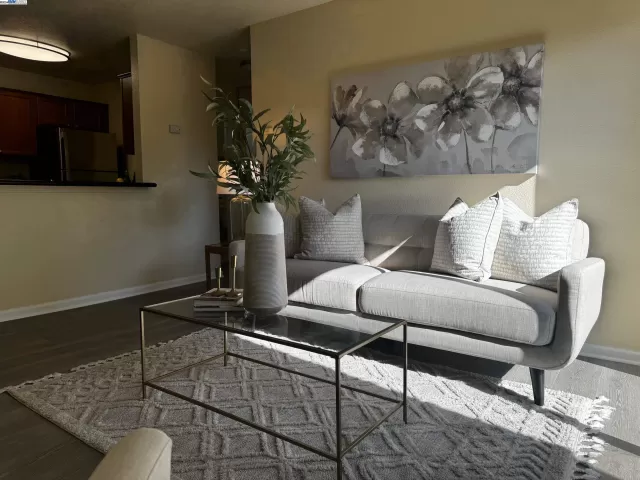 MLS: 41062906 Condo For Sale