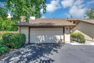 Photo #2: 41062909 Listing
