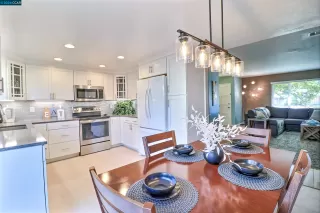 Photo #4: 41062954 Listing