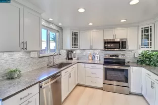 Photo #5: 41062954 Listing