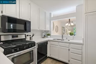 Photo #6: 41062959 Listing