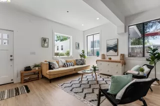 Photo #6: 41063049 Listing 