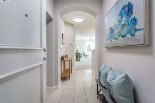 Photo #2: 41063105 Listing