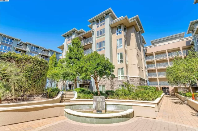 MLS: 41063125 Condo For Sale