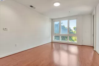 Photo #6: 41063125 Listing