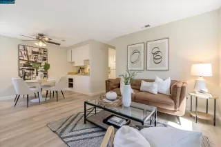 Photo #6: 41063165 Listing