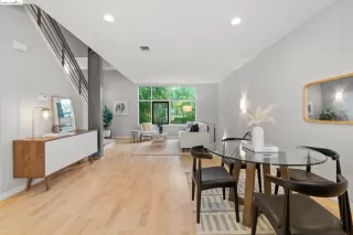 Photo #5: 41063186 Listing 