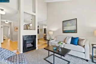 Photo #1: 41063311 Listing 