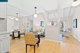 Photo #5: 41063311 Listing 