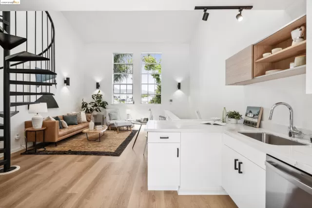 MLS: 41063326 Condo For Sale