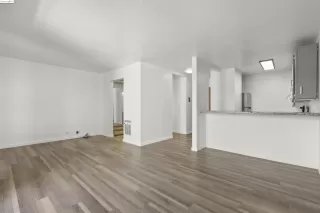 Photo #3: 41063354 Listing 