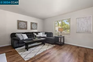 Photo #3: 41063406 Listing