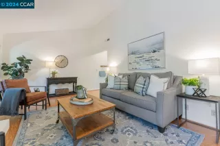 Photo #5: 41063425 Listing