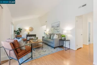 Photo #6: 41063425 Listing